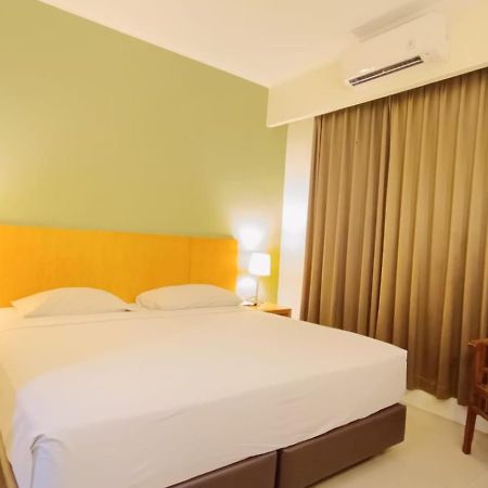 Hotel Wisata Palembang Exterior photo